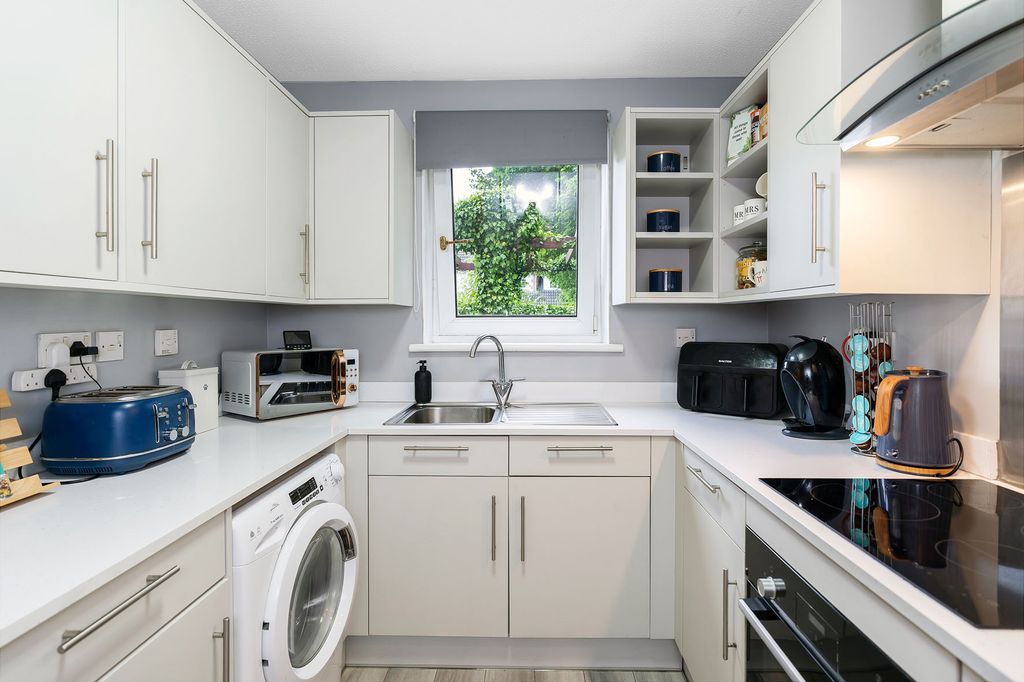 Additional image 5 of 2 bed flat for sale193/1 Gogarloch Syke, South Gyle, Edinburgh EH12