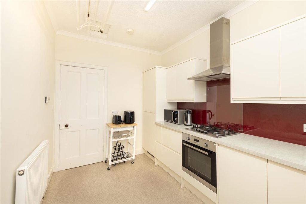 Additional image 7 of 3 bed flat for sale13 Park Crescent, Edinburgh EH16