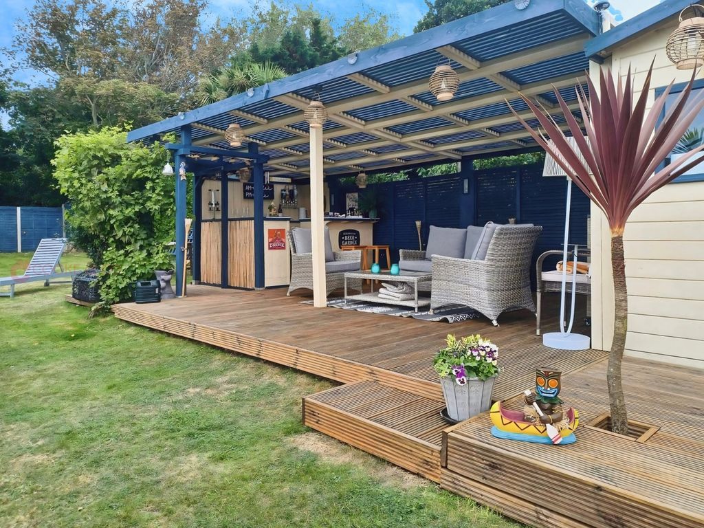 Additional image 27 of 4 bed detached bungalow for saleKingsgate Avenue, Broadstairs, Kent CT10