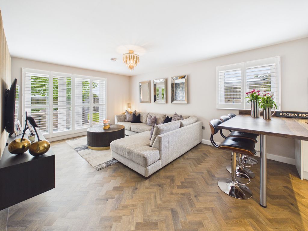 Additional image 2 of 2 bed flat for saleBothwell Mews, Uddingston G71