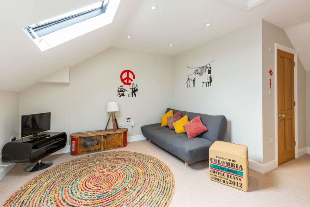 Additional image 11 of 4 bed terraced house for saleOrchard Square, Caversfield OX27