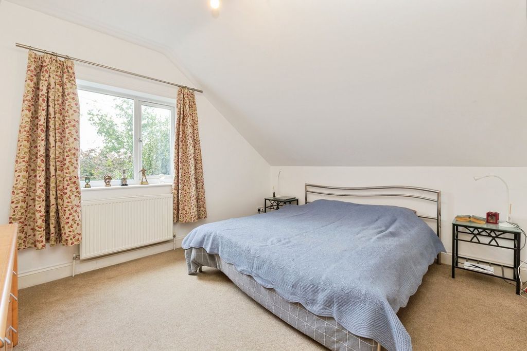 Additional image 17 of 4 bed detached house for saleWendover Road, Weston Turville, Aylesbury HP22