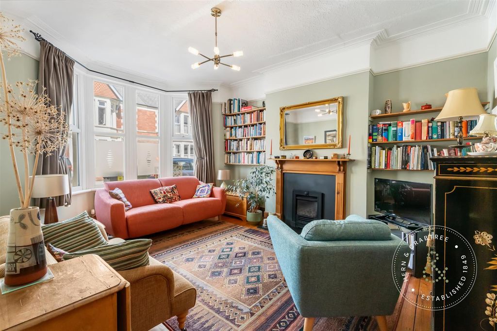 Additional image 2 of 4 bed terraced house for salePen Y Bryn Road, Heath, Cardiff CF14