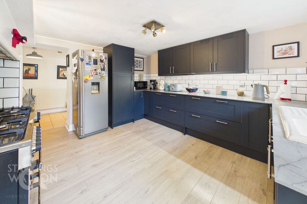 Additional image 7 of 5 bed semi-detached house for saleStation Road, Beccles NR34