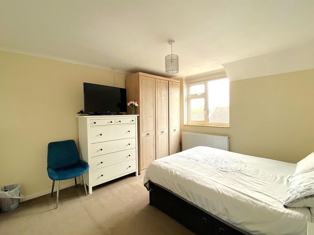 Additional image 7 of 2 bed flat for saleMount Street, Battle TN33