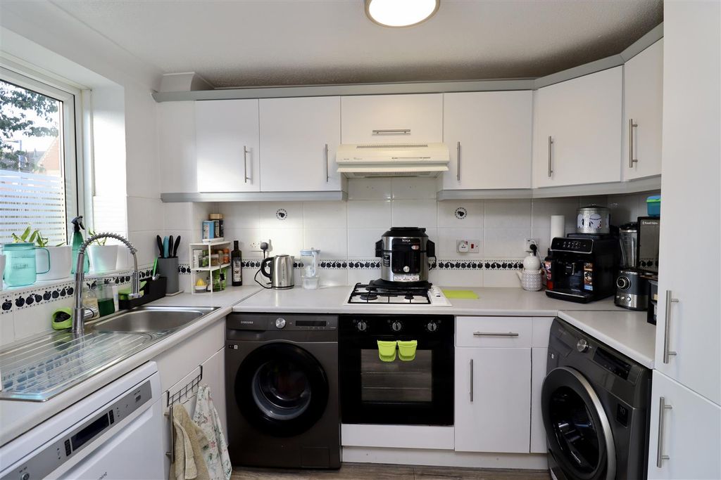 Additional image 3 of 3 bed semi-detached house for saleBlackburn Avenue, Brough HU15