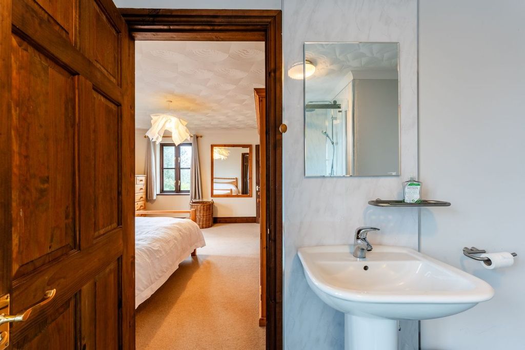 Additional image 9 of 3 bed detached bungalow for saleOld Trap Road, Gilwern, Abergavenny NP7