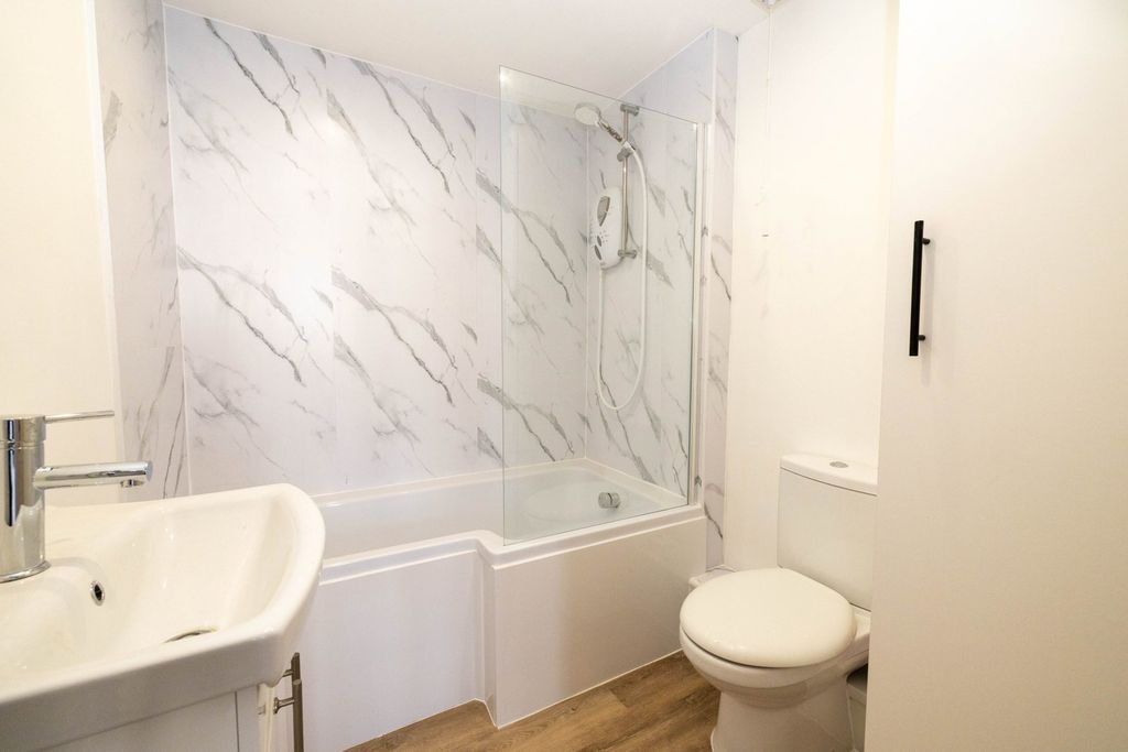 Additional image 10 of 1 bed flat for salePiercefield Place, Adamsdown, Cardiff CF24