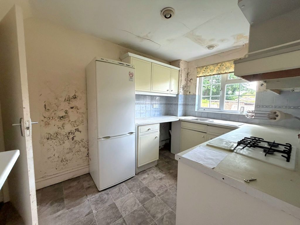 Additional image 14 of 3 bed detached house for saleAlterton Close, Woking, Surrey GU21