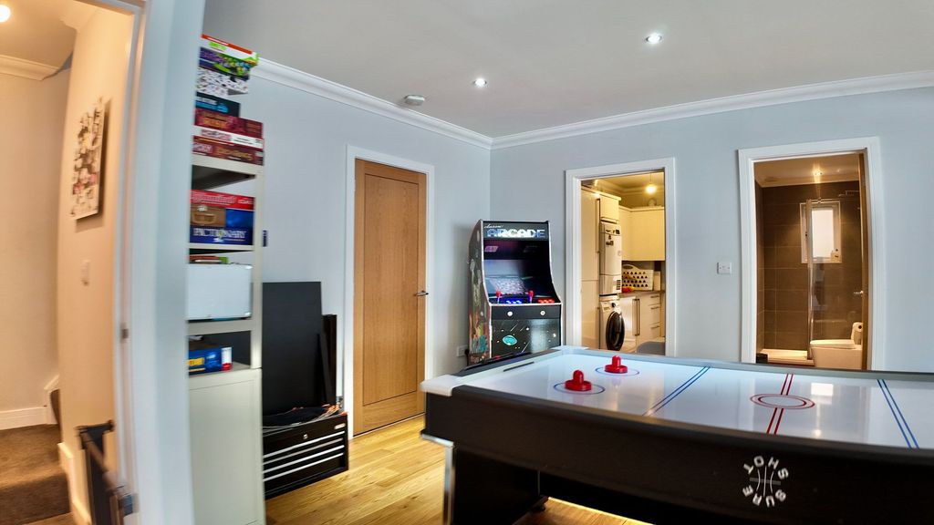 Additional image 20 of 5 bed detached house for salePlynlimon Avenue, Crumlin NP11