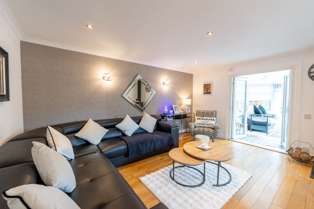 Additional image 2 of 2 bed semi-detached house for saleMavisbank Gardens, Bellshill ML4