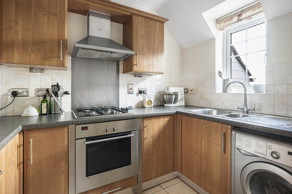 Additional image 9 of 2 bed flat for saleRiver View Terrace, Abingdon OX14