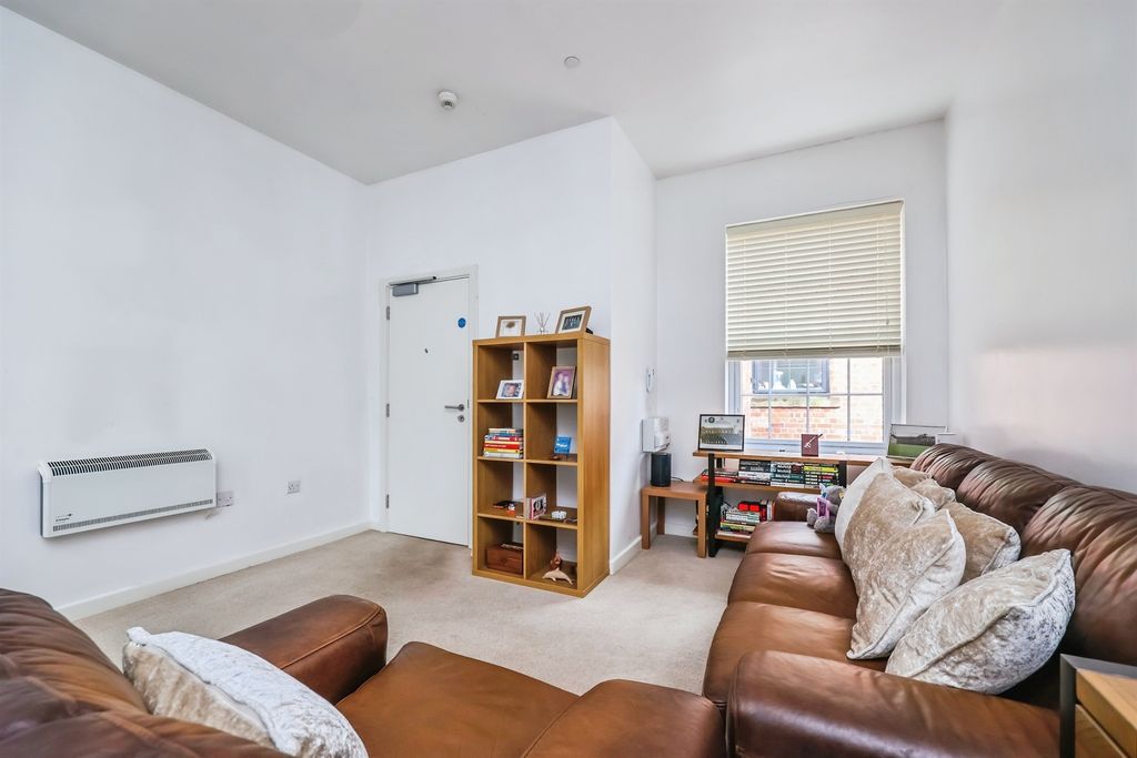 Additional image 4 of 1 bed flat for saleWood Street, Ilkeston DE7