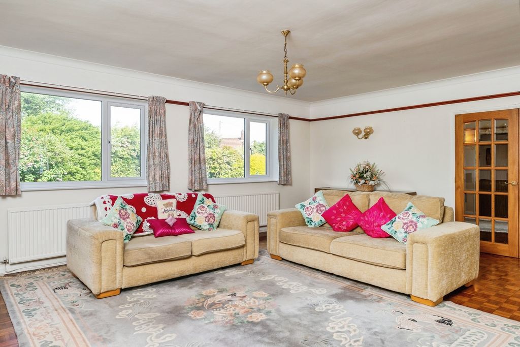 Additional image 5 of 4 bed detached house for salePen-Y-Maes Road, Holywell, Flintshire CH8
