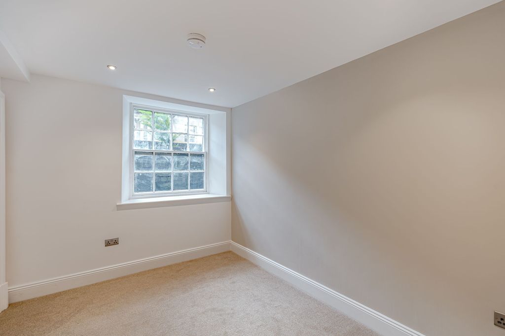 Additional image 9 of 2 bed flat for saleApartment 1, 16 Victoria Place, Carlisle CA1