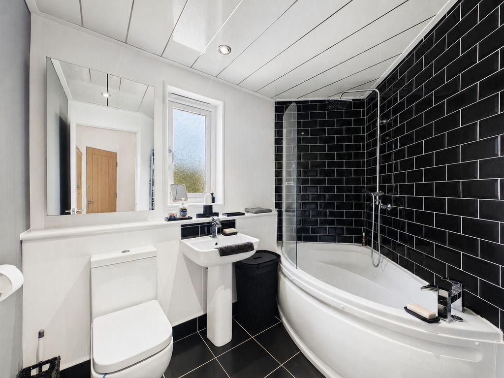 Additional image 10 of 1 bed flat for saleManse Court, Kilwinning, 6 KA13