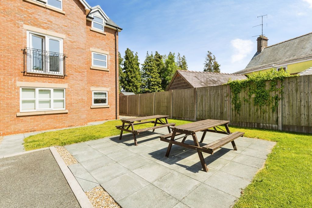 Additional image 21 of 2 bed flat for saleHolywell Road, Mold, Clwyd CH7