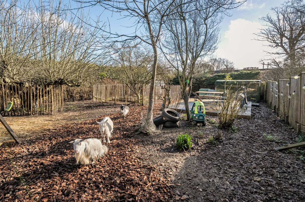 Additional image 37 of 4 bed detached house for saleDalloway Road, Arundel BN18
