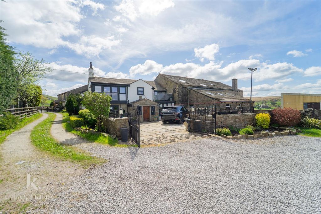 Additional image 33 of 4 bed semi-detached house for saleTong Lane, Bacup OL13