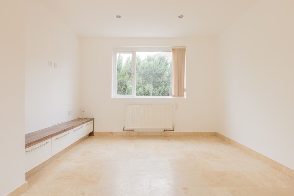 Additional image 10 of 3 bed semi-detached house for saleGraig Park Circle, Newport NP20