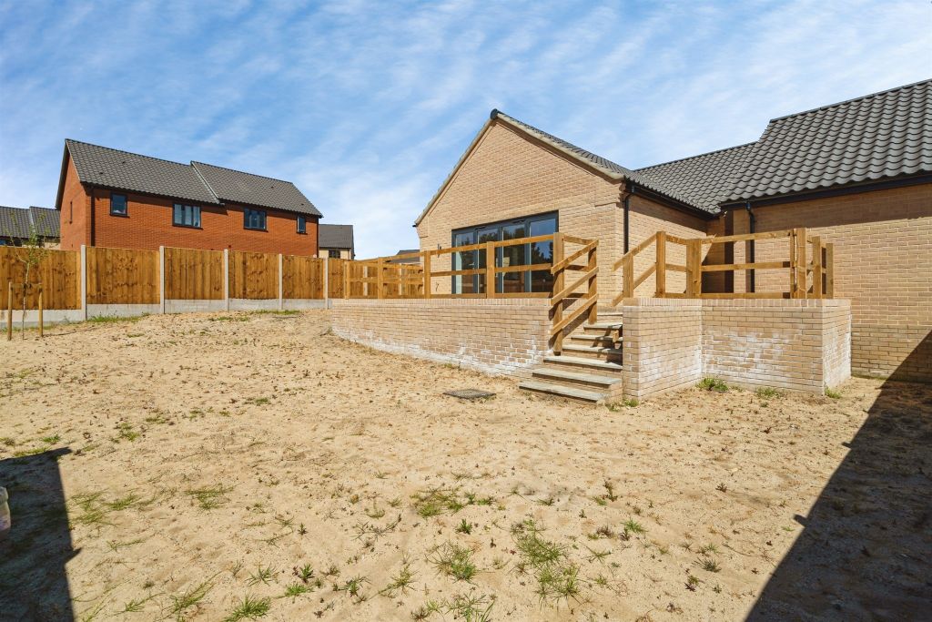 Additional image 20 of 2 bed detached bungalow for saleJubilee Way, Holton, Halesworth IP19