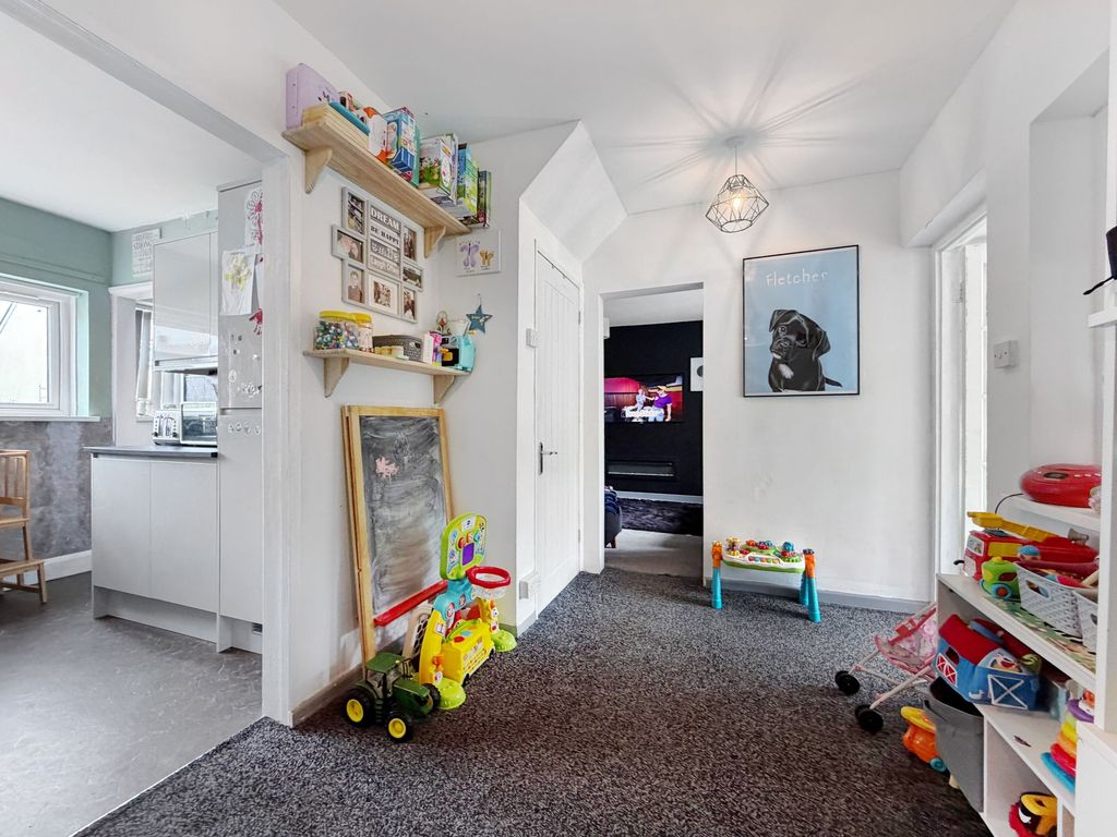 Additional image 8 of 3 bed semi-detached house for saleHeol Trecastell, Caerphilly CF83