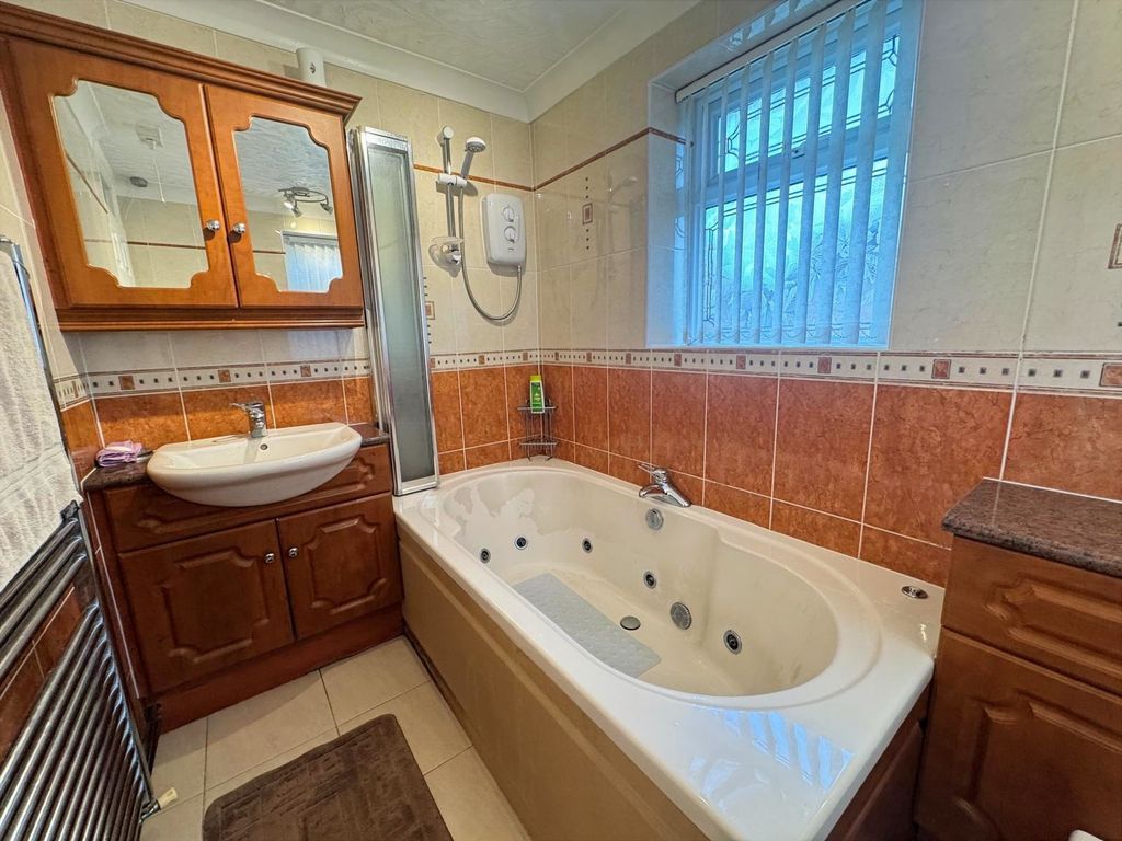 Additional image 11 of 3 bed semi-detached house for saleHallfieldgate Lane, Shirland DE55