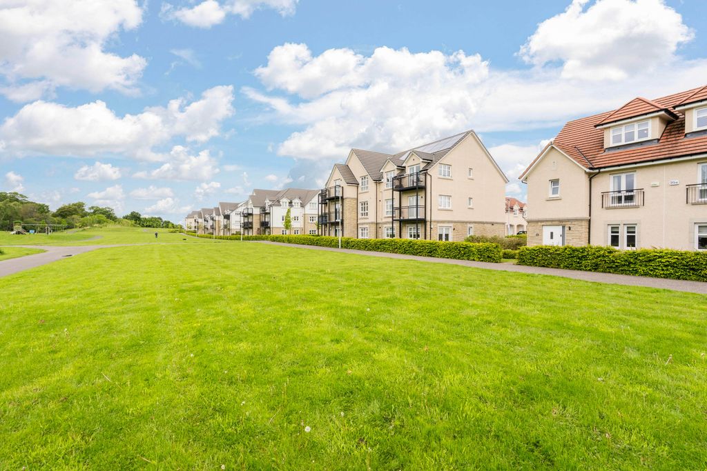 Additional image 42 of 4 bed semi-detached house for sale5 Ramslack Street, Balerno, Edinburgh EH14