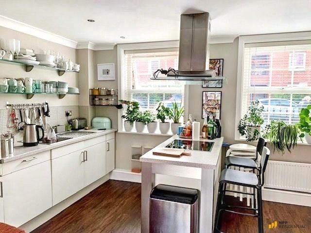 Additional image 2 of 1 bed flat for saleRoyles Square, Alderley Edge SK9