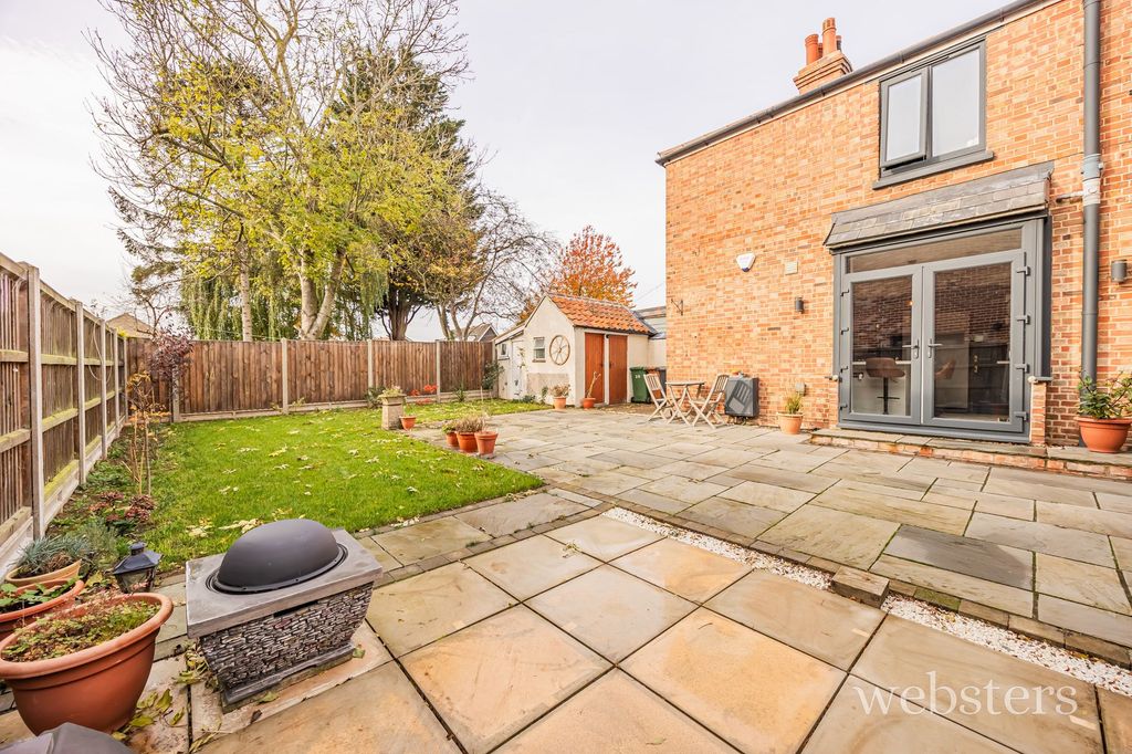 Additional image 21 of 3 bed semi-detached house for saleNew North Road, Attleborough NR17