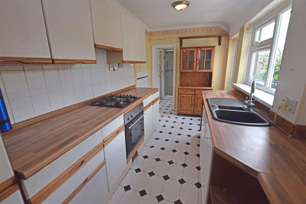 Additional image 5 of 3 bed terraced house for saleFlaxland Avenue, Heath/Gabalfa, Cardiff CF14