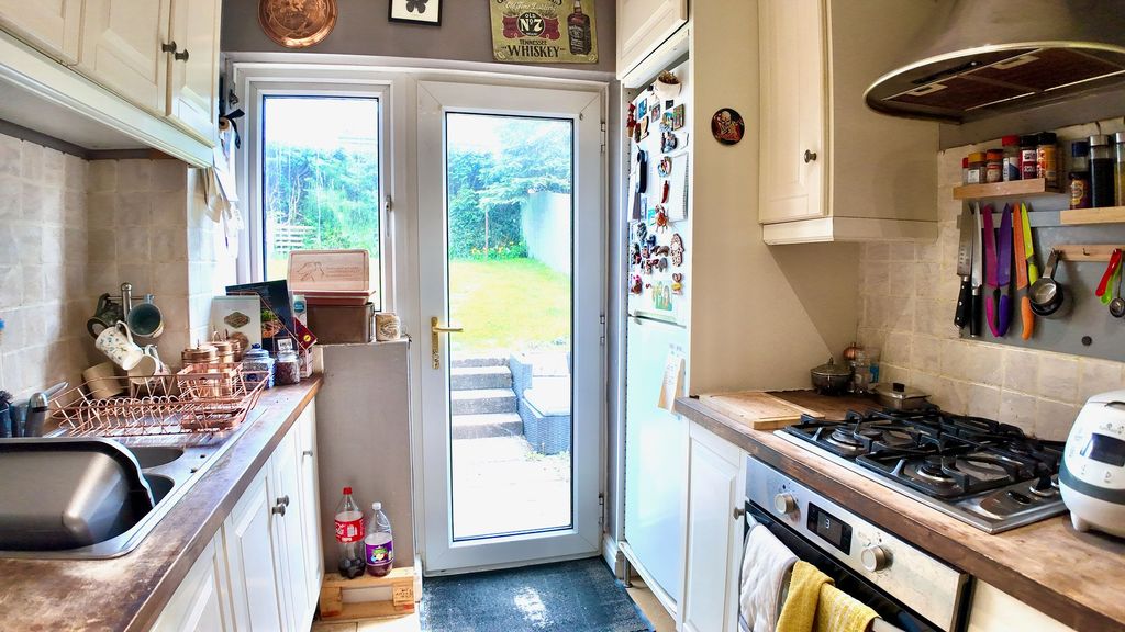 Additional image 14 of 3 bed semi-detached house for saleSt. Davids Road, Maesycwmmer CF82