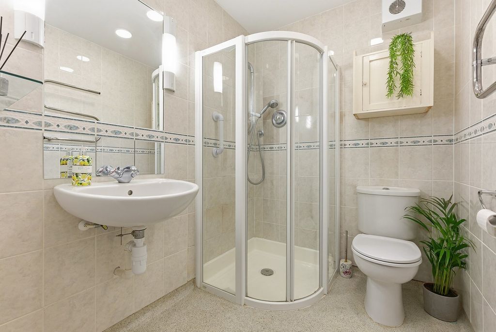 Additional image 8 of 2 bed flat for saleSt. Marys Court, Beaconsfield, Buckinghamshire HP9