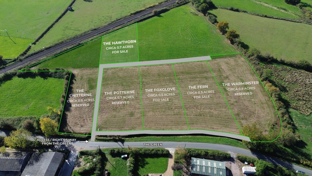 Land for saleThe Hawthorn, The Green, Great Cheverell, Devizes, Wiltshire SN10