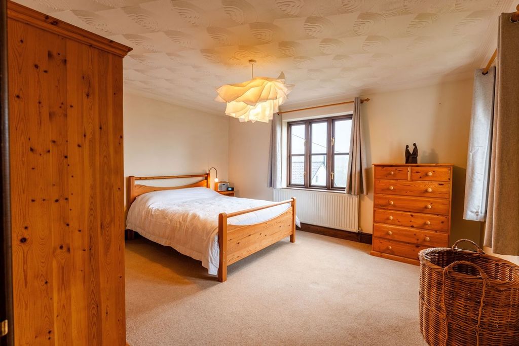 Additional image 7 of 3 bed detached bungalow for saleOld Trap Road, Gilwern, Abergavenny NP7
