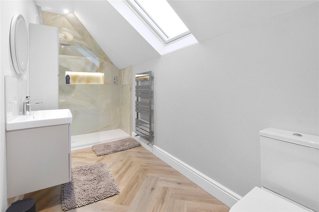Additional image 25 of 5 bed bungalow for saleWoodlands Park, Bexley, Kent DA5