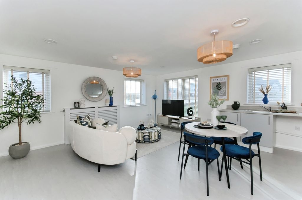 Additional image 2 of 2 bed flat for saleShow Home Available To View, Wrestwood Road, Bexhill-On-Sea, East Sussex TN40