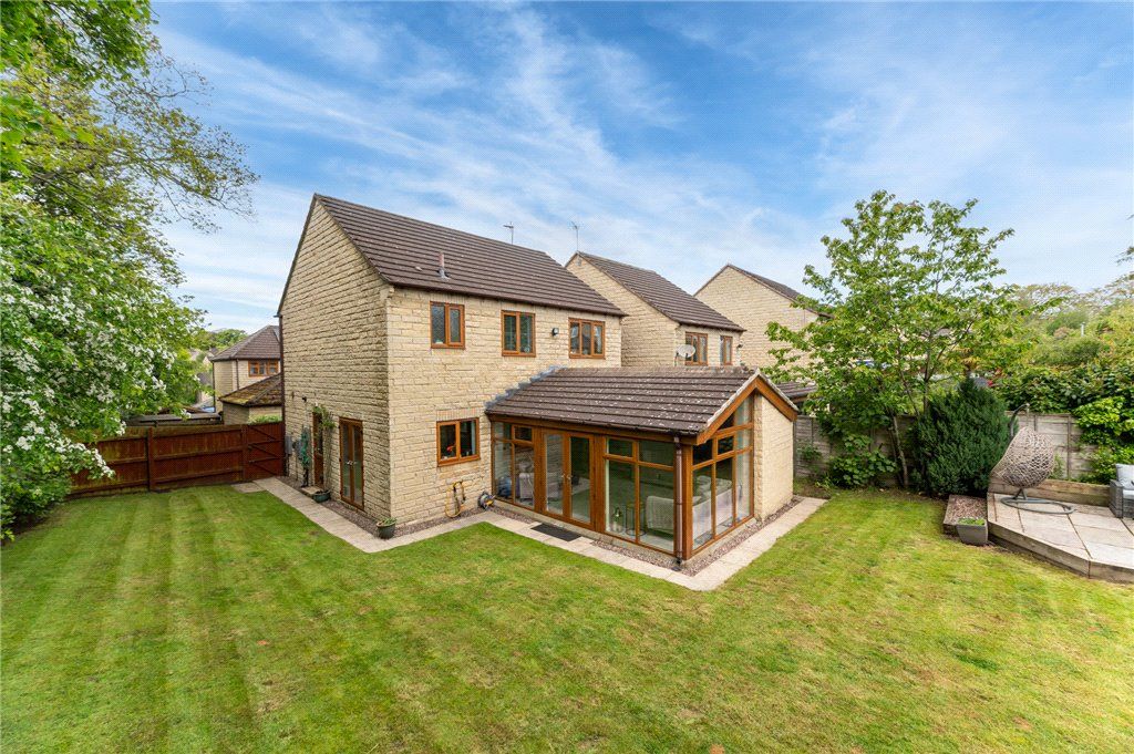 4 bed detached house for saleNightingale Walk, Bingley, West Yorkshire BD16