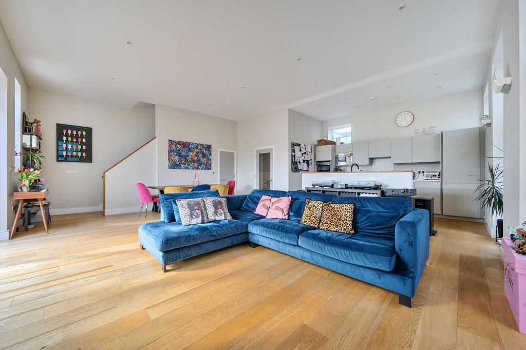 Additional image 6 of 3 bed detached house for saleSubstation House, Garden Quarter, Caversfield, Oxfordshire OX27
