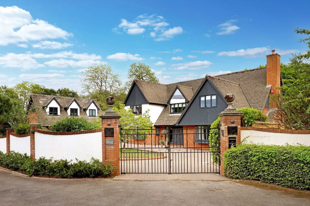 Additional image 18 of 6 bed detached house for salePenn Road, Knotty Green, Beaconsfield, Buckinghamshire HP9