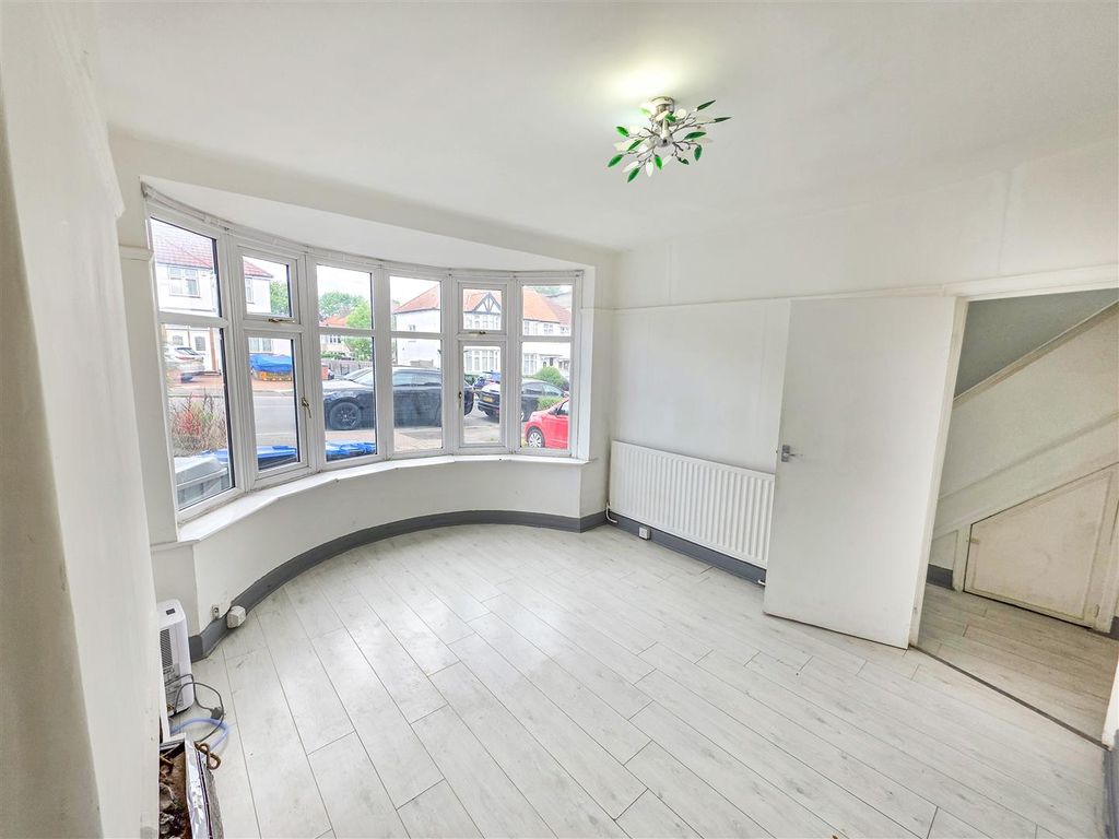 Additional image 4 of 4 bed end terrace house for saleWakemans Hill Avenue, London NW9