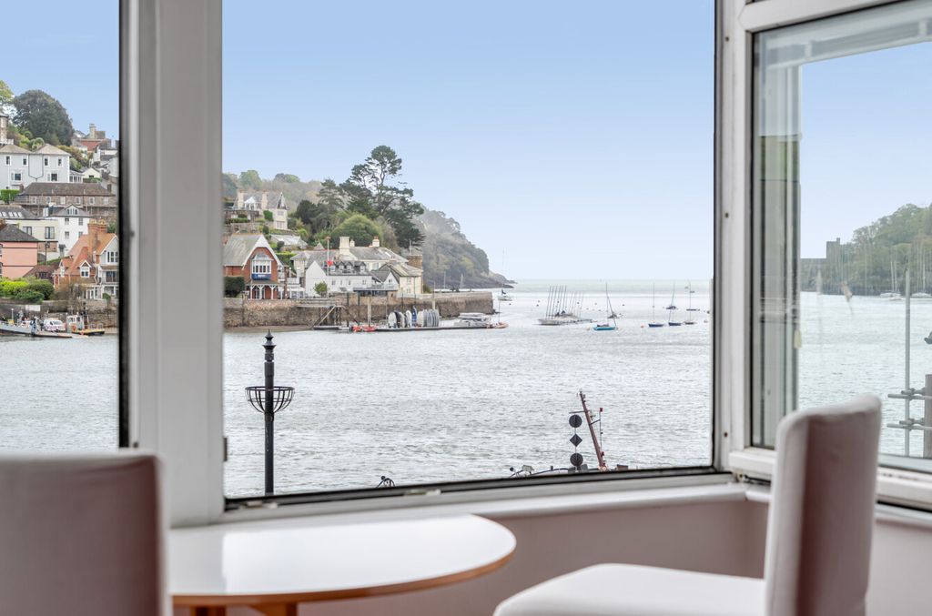 Additional image 17 of 1 bed flat for saleSouth Embankment, Dartmouth, Devon TQ6