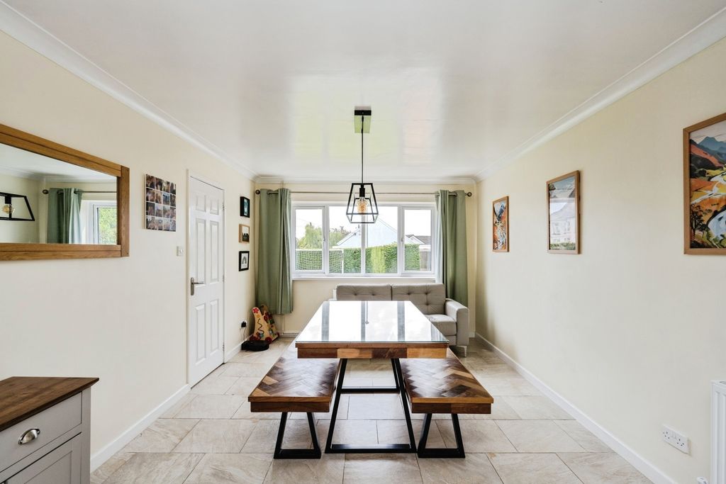 Additional image 5 of 7 bed detached house for saleNewtown Close, Penybanc, Ammanford, Carmarthenshire SA18