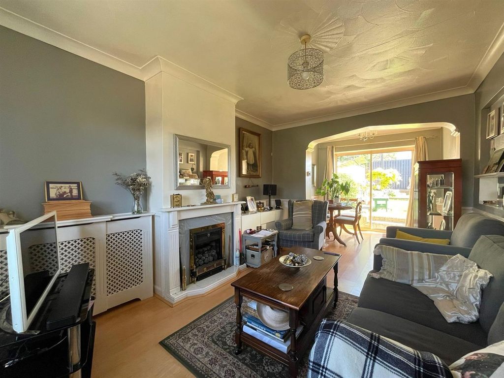 Additional image 2 of 2 bed semi-detached house for saleWolfe Road, Aldershot GU12