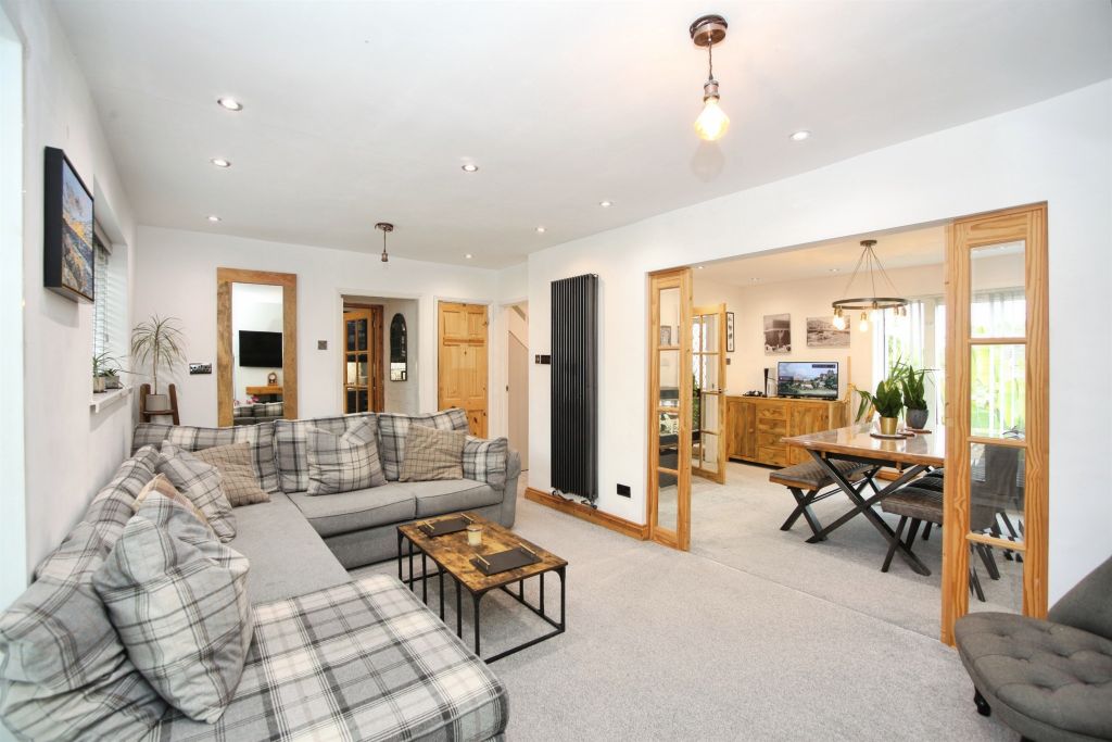 Additional image 2 of 4 bed semi-detached house for saleMorris Avenue, Llanishen, Cardiff CF14