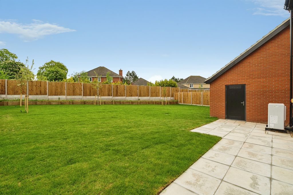 Additional image 21 of 4 bed detached house for saleJubilee Way, Holton, Halesworth IP19