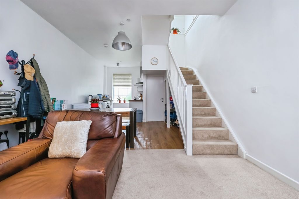Additional image 2 of 1 bed flat for saleWood Street, Ilkeston DE7