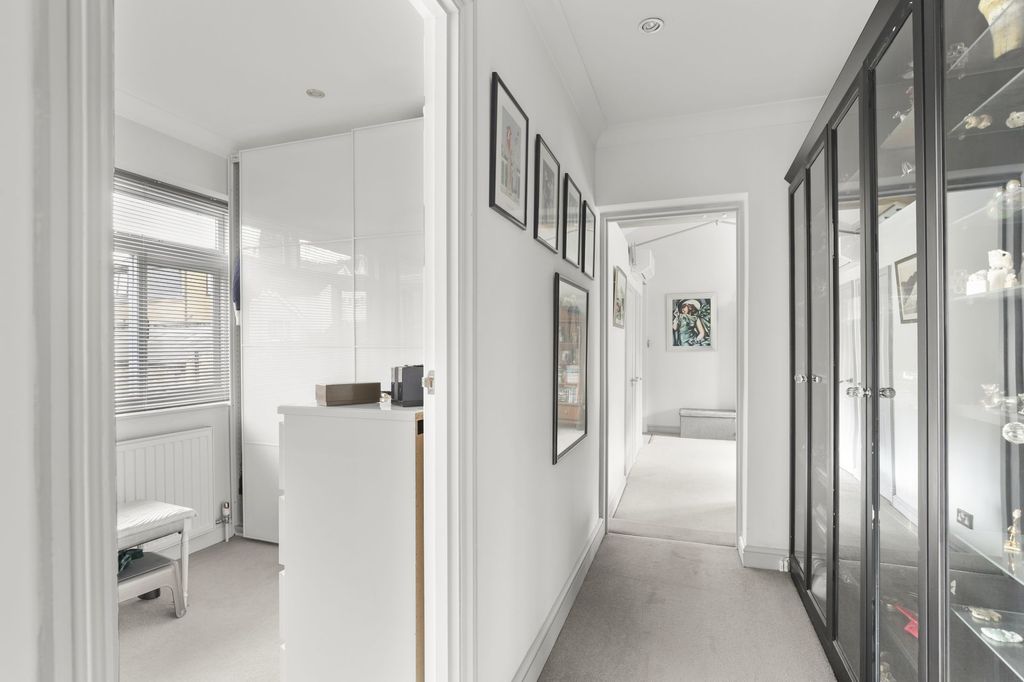 Additional image 22 of 4 bed link detached house for saleWestbury Lane, Buckhurst Hill IG9