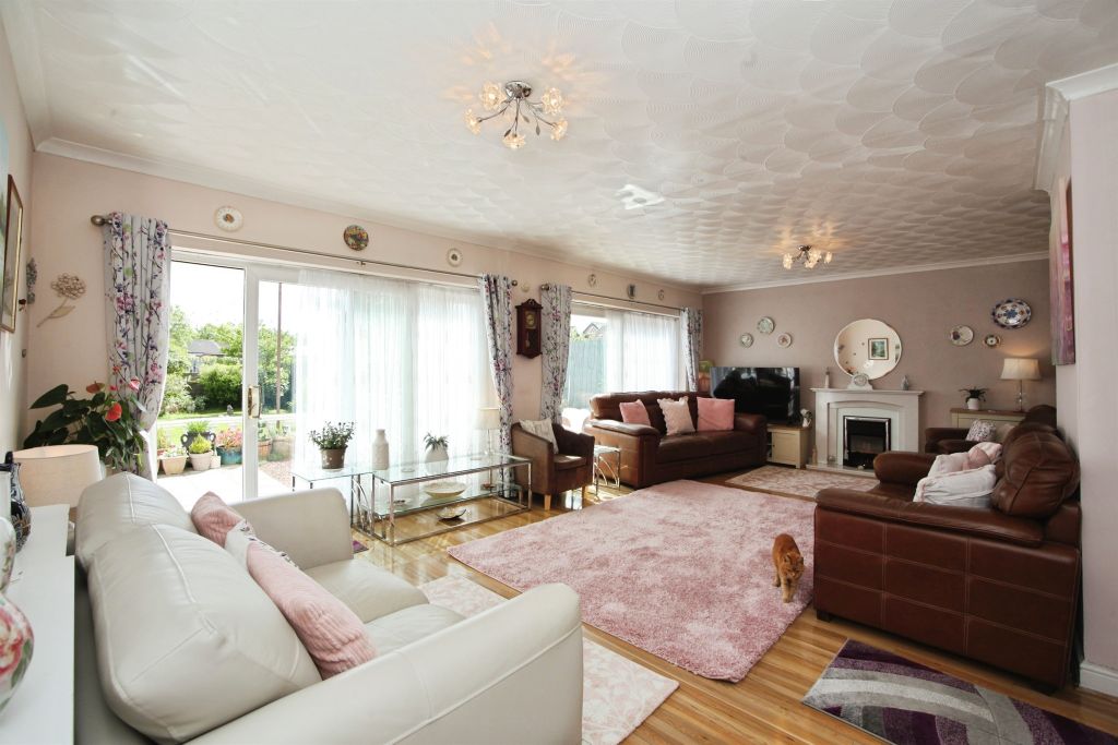 Additional image 3 of 4 bed detached house for saleEast Avenue, Bedwas, Caerphilly CF83