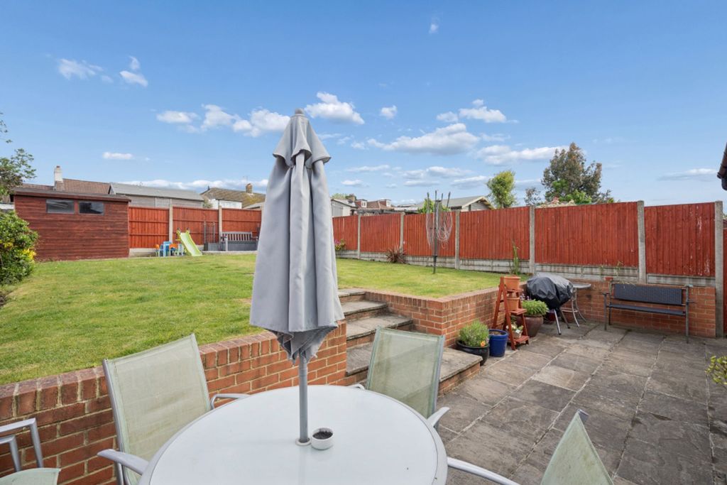 Additional image 17 of 2 bed semi-detached bungalow for saleCarpenders Avenue, Carpenders Park WD19